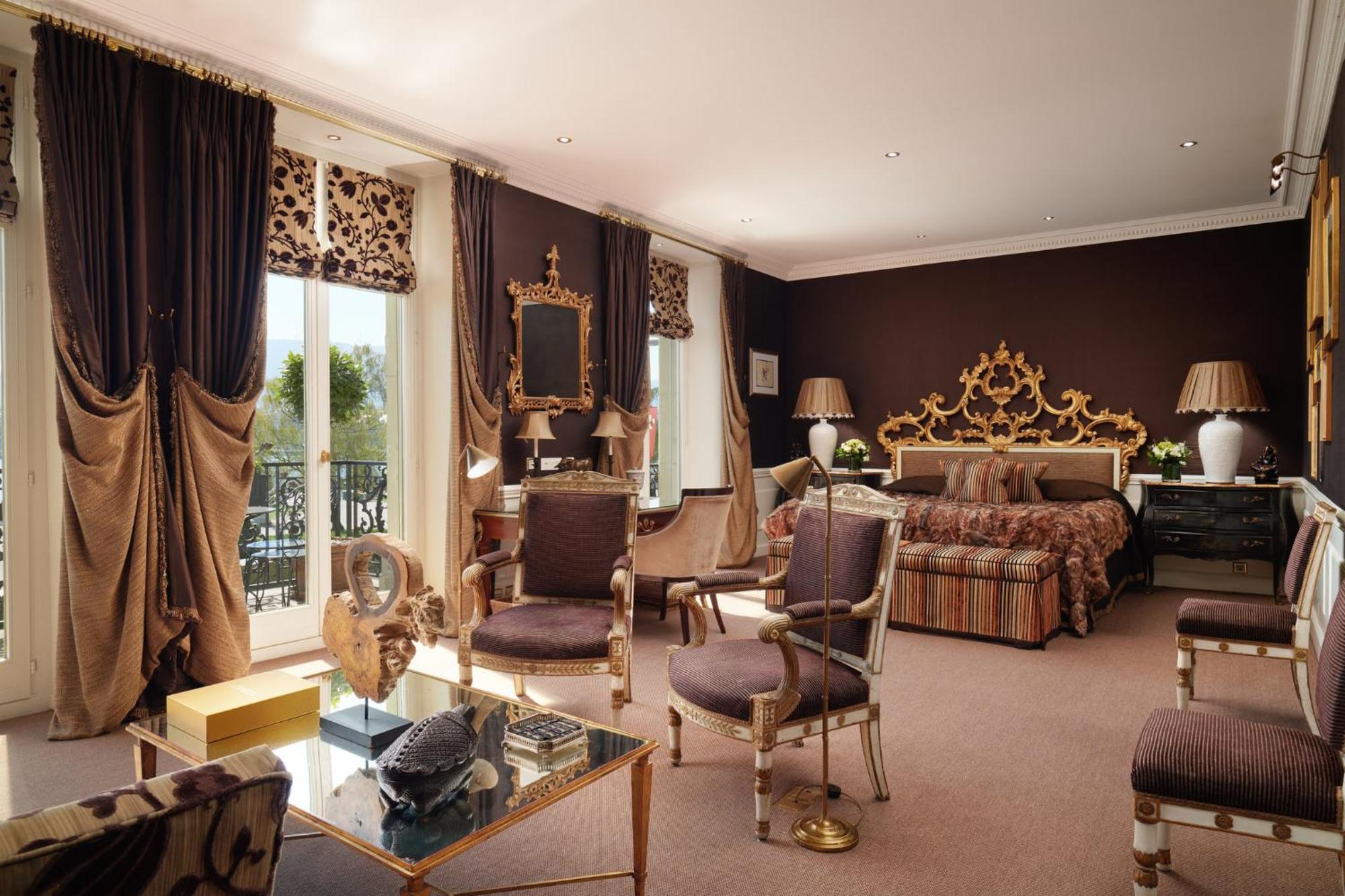 Suite Júnior com Vista Lago